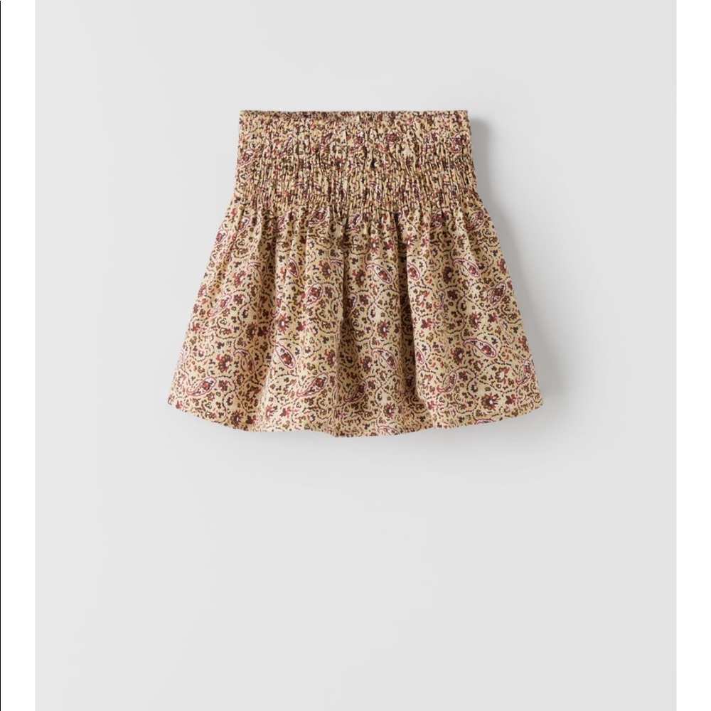 ✨SALE✨Zara elastic trim printed skirt ✨SALE✨